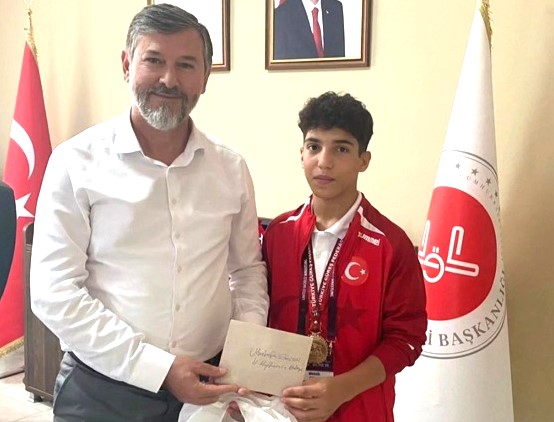 GURURUMUZ MUSTAFA GÜVEN!