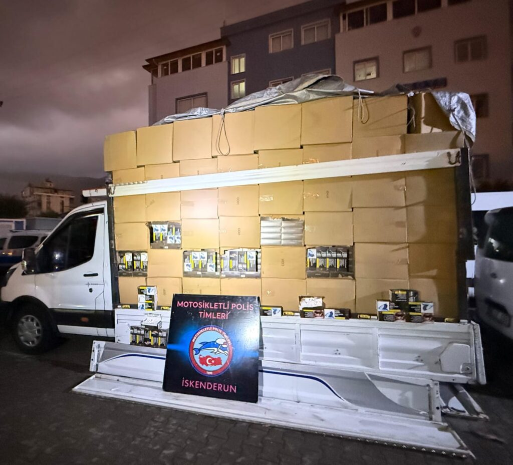 2 MİLYON 900 BİN MAKARON ELE GEÇİRİLDİ