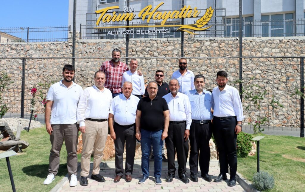 “RIFAT SARI BU MEMLEKET İÇİN BÜYÜK ŞANS”
