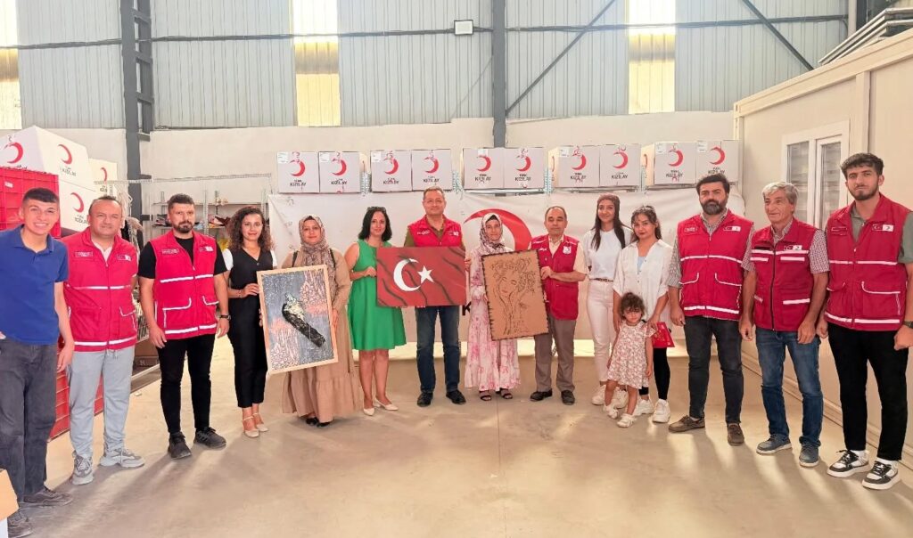 KİMYONOĞLU: “HAYALİMİZDEKİ DÜNYAYI BİRLİKTE RENKLENDİRİYORUZ”