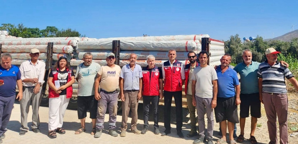 77 ÜRETİCİYE 41 TON SERA ÖRTÜSÜ