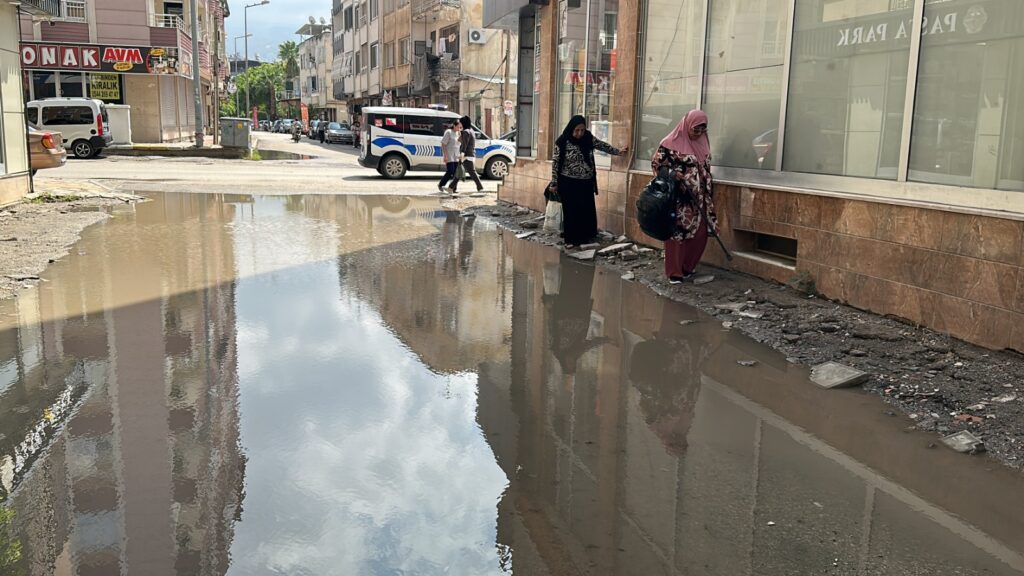 İSKENDERUN’DA SAĞANAK ETKİLİ OLDU