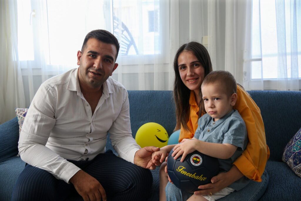 HATAYLI BABA KANSERİ YENEN OĞLUYLA FENERBAHÇE MAÇINI STATTA İZLEMEK İSTİYOR