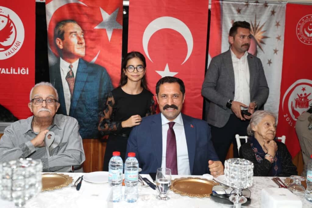 YAŞLILARIN KALBİ ‘MUSTAFA MASATLI’ DİYE ATTI!