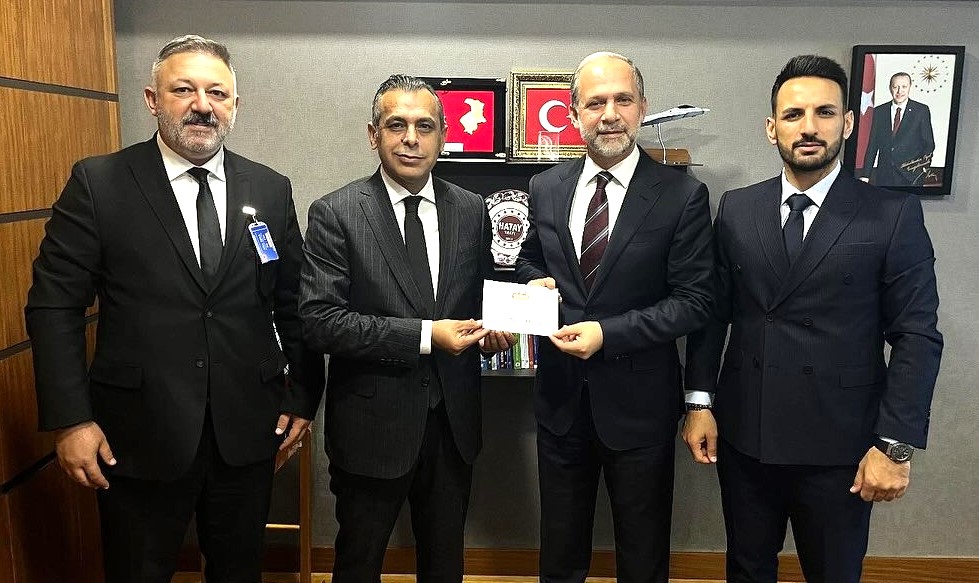 VEKİL ÖZEL, HATAY GÖNÜLLÜLERİNİ AĞIRLADI
