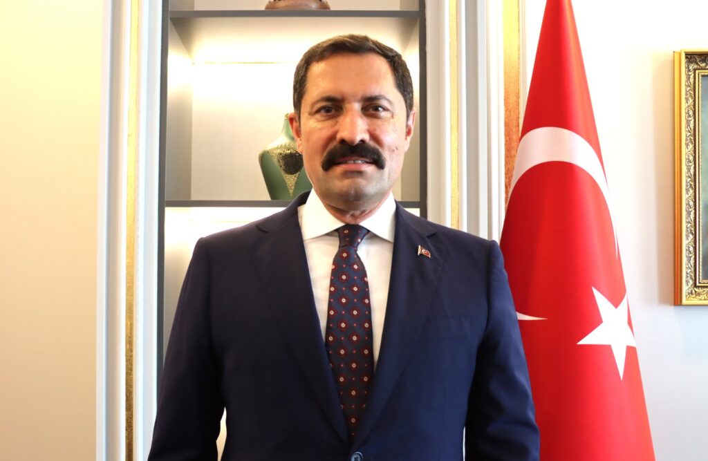 HATAY’IN ALT VE ÜSTYAPISI YATIRIMLARLA YENİLENİYOR