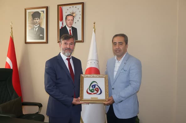 LİSELİLERDEN ANLAMLI ZİYARET