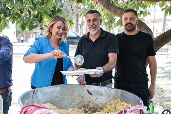 VEKİL KARA DAYANIŞMA YEMEĞİNE KATILDI