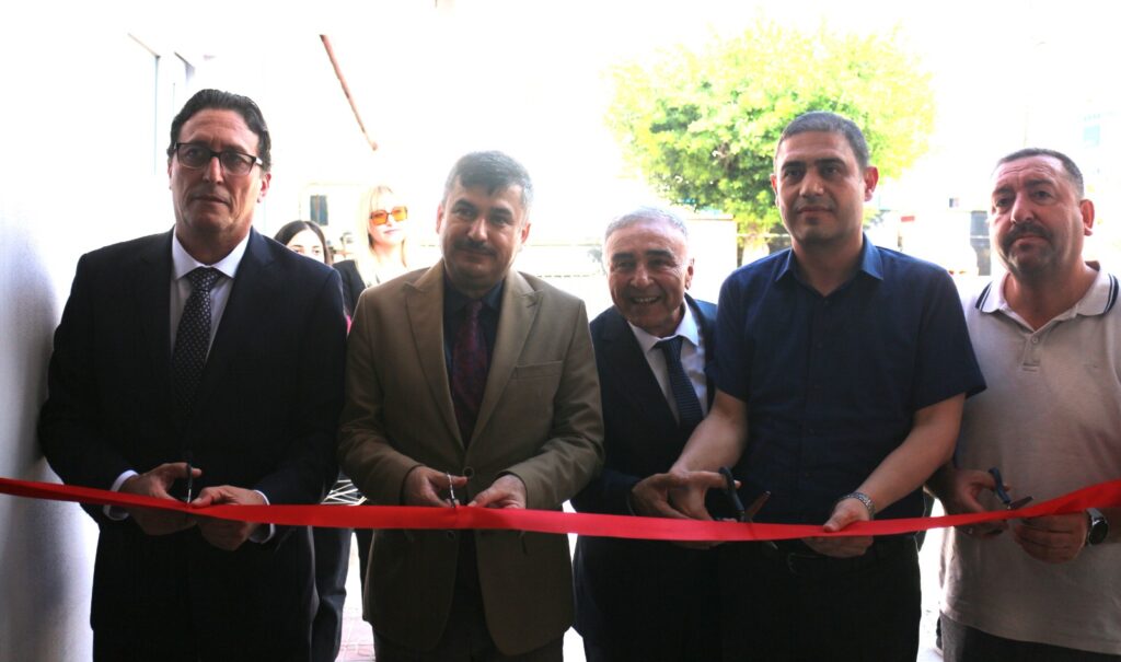 İZMİR DEPREMİNDE HAYATINI KAYBEDEN DİLA YÜKSEL ANISINA HATAY’DA SANAT ATÖLYESİ AÇILDI