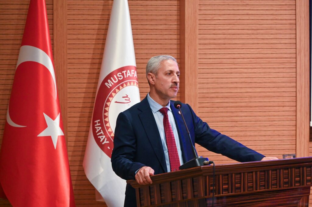 REKTÖR EREN, HMKÜ’NÜN YENİDEN YAPILANMA, AKADEMİK HEDEFLER VE YÖK’ÜN 2030 VİZYONUNA VURGU YAPTI