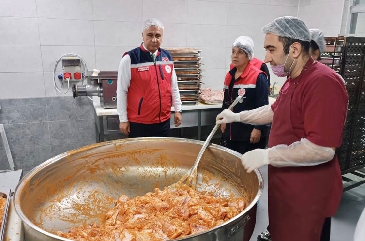 GIDA GÜVENLİĞİ İÇİN DENETİMLER ARALIKSIZ SÜRÜYOR