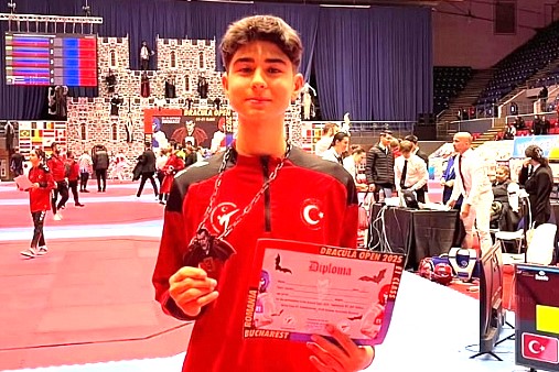 HATAYLI ÖĞRENCİ AHMET DOĞRU’DAN ULUSLARARASI BAŞARI