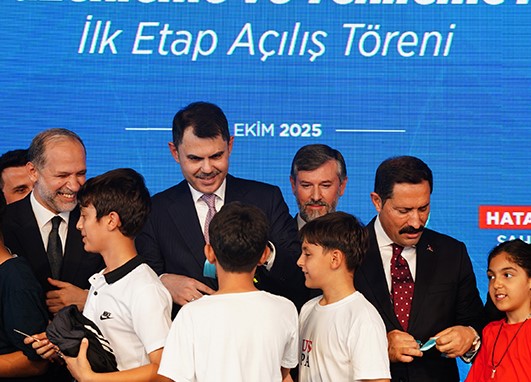 BAKAN KURUM: HATAY’I, HATAYLILARLA OMUZ OMUZA YENİDEN KURACAĞIZ