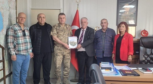 GAZETECİLERDEN TUĞGENERAL ŞİMŞEK’E ZİYARET